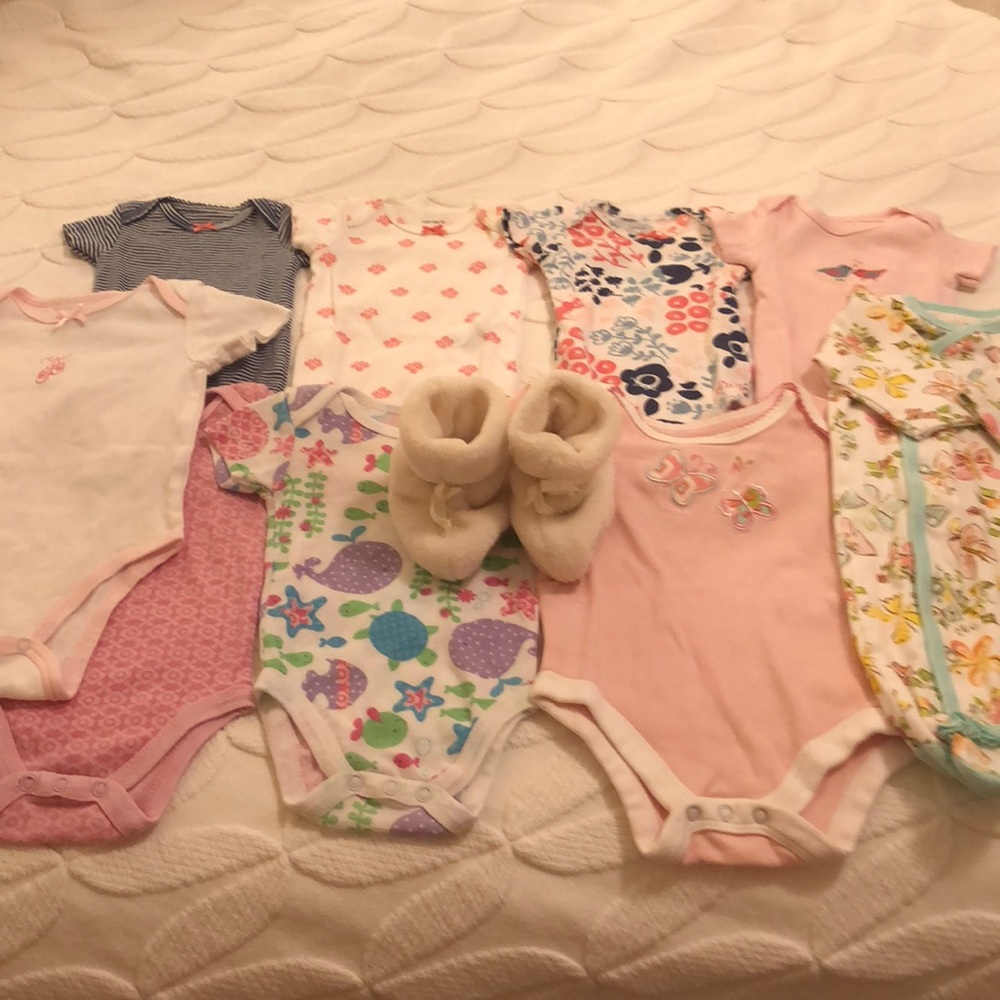 Baby Onesies Lot, NB - 12M